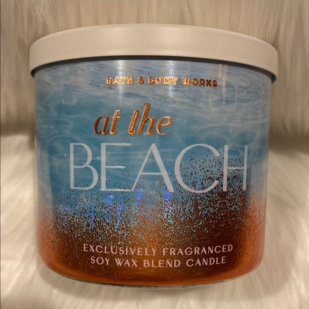 🏖️”AT THE BEACH”🏖️ 3-Wick Scented Candle by B&BW / WB, 14.5 oz / 411 g, NWT